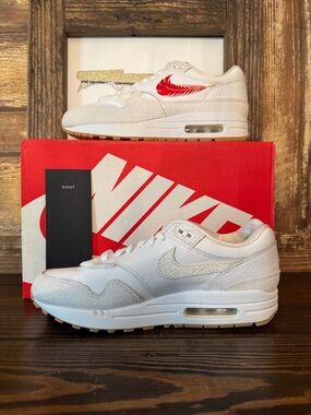 🪶 Nike Air Max 90’s “The Bay” w/ Red Feather Swoosh FJ4451 100 Size 7.5M/9W